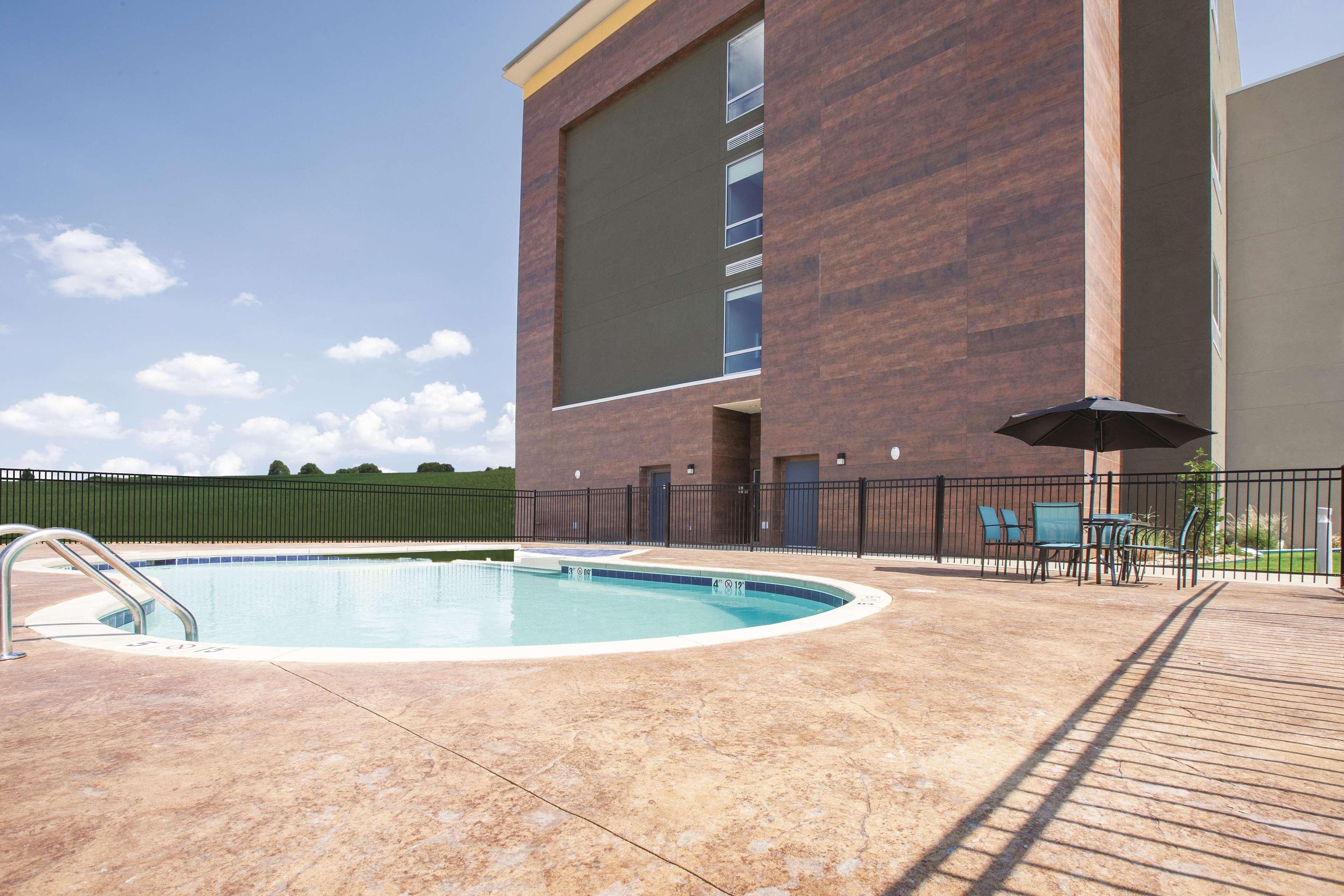 La Quinta By Wyndham Tulsa Broken Arrow Hotel Exterior foto